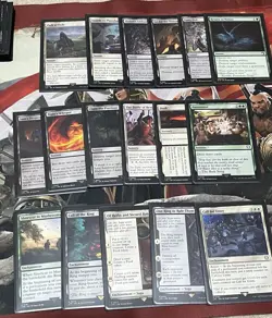 MTG Lord of the Rings: Tales of Middle Earth Commander Deck Fellowship Upgraded - Image 3