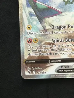 Pokemon TCG Rayquaza V Full Alt Art 194/203 SWSH07: Evolving Skies Holo NM - Image 4