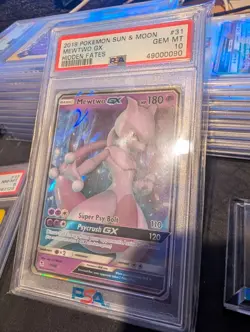 PSA 10 GEM MINT 2019 POKEMON SUN & MOON MEWTWO GX HIDDEN FATES #31 - Image 4
