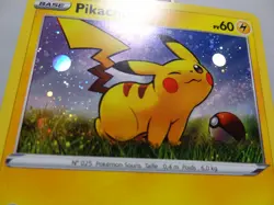 Carte Pokemon " Pikachu " HOLO - PROMO - SWSH039 - Epee & Bouclier - NM - FR - Image 4