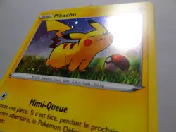 Carte Pokemon " Pikachu " HOLO - PROMO - SWSH039 - Epee & Bouclier - NM - FR - Image 5