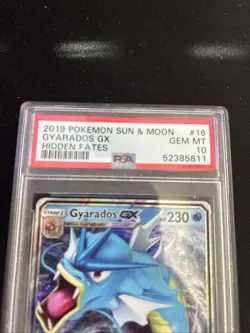 2019 Pokemon SUN & MOON GYARADOS GX HIDDEN FATES PSA 10 - Image 2