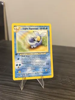 Light Vaporeon 52/105 Neo Destiny 1st Edition Regular Card - Image 1