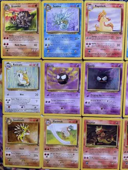 Vintage Pokemon Card Lot Of 18 Commons Base Set/Fossil/Jungle WOTC MP/HP/DMG - Image 3