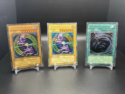 Vintage Yu-Gi-Oh! - Lot Of 700+ Cards! See Description. Dark Magician DDS-002 - Image 1