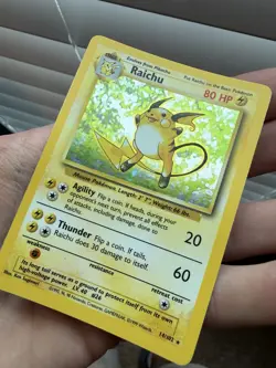 Pokemon Raichu Base Set 14/102 Holo - Image 4