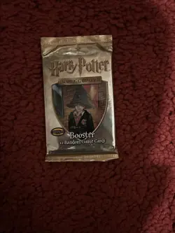 * Harry Potter * Card Game Base Set Booster Pack New Sealed 2001 WOTC - Image 1