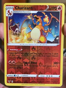 POKEMON CHARIZARD 025/185 RARE REVERSE HOLOFOIL VIVID VOLTAGE NM CARD - Image 1