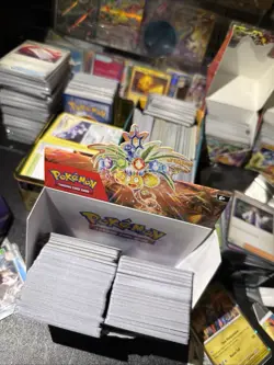500 Pokemon cards (C, UC, Rare, Holo, Reverse Holo) - Recent card sets - Image 2