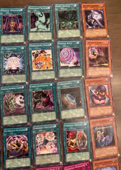 YU-GI-OH Vintage Trading CARDS! 130 Card Lot! Mainly LTD and 1st Edition Cards! - Image 4