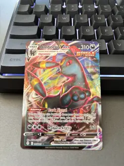 The Pokemon Company Umbreon VMAX 095/203 Evolving Skies UR Holo 310 HP ENG 2021 - Image 1