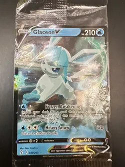 Glaceon V 040/203 - Evolving Skies - Stamped Holiday Pokemon Card - Sealed - Image 1