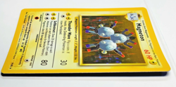 *NM* 1999 Vintage Pokemon Card - Base Set - Magneton (Holo) 009/102 - Image 5