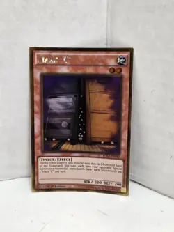 Yugioh Gold Rare 1st Edition Maxx "C" PGL3-EN042 - Image 2