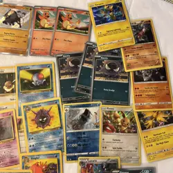 Wotc Pokemon Card Lot And Cosmo Holos - Image 5