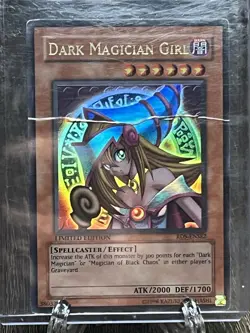 Dark Magician Girl–RDS-ENSE2–Limited Edition–Ultra Rare–Yu-Gi-Oh! (Damaged) - Image 1