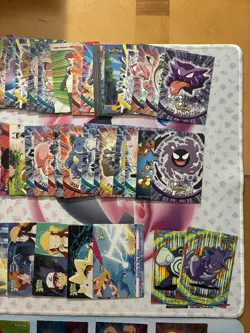 Vintage Pokemon Card Lot Topps Rainbow Foil Etc Fire Charizard 165 Cards NM/LP - Image 4