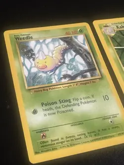 Pokemon TCG Beedrill Card 17/102 Rare Unlimited Base Set and Evolution Set - Image 3