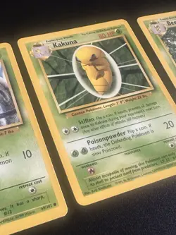 Pokemon TCG Beedrill Card 17/102 Rare Unlimited Base Set and Evolution Set - Image 4