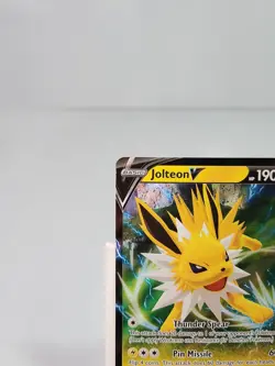 Jolteon V - Promo SWSH: Sword & Shield Promo Cards SWSH151 NM - Image 2