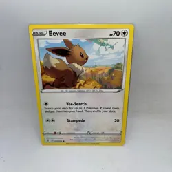 Eevee 125/203 Common Evolving Skies Pokemon Lightly Played - Image 1