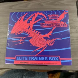 Pokemon TCG: Sword & Shield 3 Darkness Ablaze Elite Trainer Box 820650807312 - Image 1