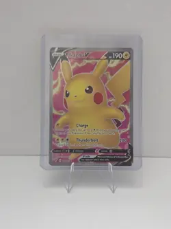 Pokemon Pikachu V Full Art Vivid Voltage Ultra Rare 170/185 Mint - Image 1