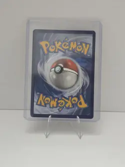 Pokemon Pikachu V Full Art Vivid Voltage Ultra Rare 170/185 Mint - Image 2
