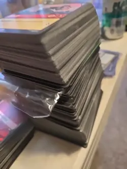 Lorcana 100 Card Lot + Legendary - Image 1