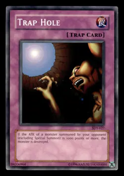 Trap Hole SDY-027 Common Yugioh Card - Image 1