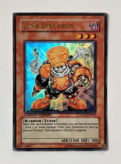 Junk Synchron DPCT-ENY01 2010 Duelist Pack Tin Limited Edition Yu-Gi-Oh! LP - Image 1