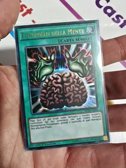 CARTA YU-GI-OH CONTROLLO DELLA MENTE 1*EDIZIONE ULTRA RARA DUSA-IT046 - Image 1