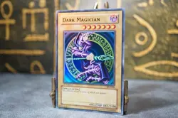 Yugioh Dark Magician SDY-006 1st Edition Asian English Ultra Rare NM - Image 3