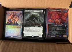 MTG Variety Set Bulk Card Lot. 8x4x4 Box Full 500+ With Rares & Collector Cards - Image 1