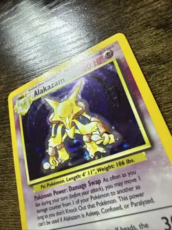 Alakazam 1/102, Base Set, Holo Rare, Vintage 1999 Pokemon TCG, NM - Image 2