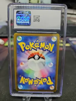 Radiant Charizard 011/071 Japanese Pokemon Go CGC 10 - Image 2