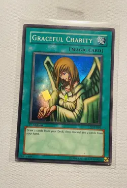 Yu-Gi-Oh! Graceful Charity SDP-040 Super Rare 1st Ed Pegasus Holo Konami LP - Image 1