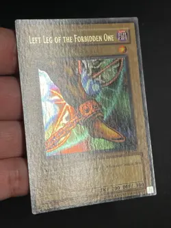 Yu-Gi-Oh Left Leg of the Forbidden One LOB-121 Original Wavy Print Exodia Holo - Image 3