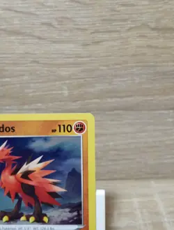 Galarian Zapdos 082/203 Holo Rare Evolving Skies Pokemon TCG Card - Image 4