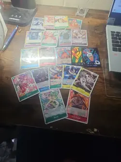One Piece TCG +400 Cards BULK LOT C/UC/R, Foils Mix NM Random Sets - Image 1