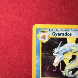 Pokemon TCG Gyarados 7/130 Base Set 2 Unlimited Holo WOTC VTG 2000 HP - Image 2