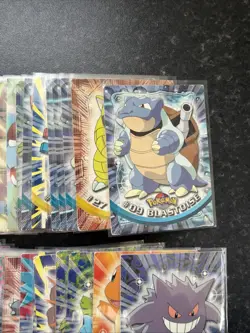 Pokemon Topps Cards Bundle Approx 150 Cards Inc Holos (Varying Conditions) - Image 4