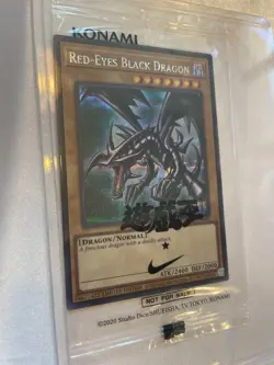 NIKE × Yu-Gi-Oh RED-EYES BLACK DRAGON Secret Rare Limited Promo Card English - Image 3