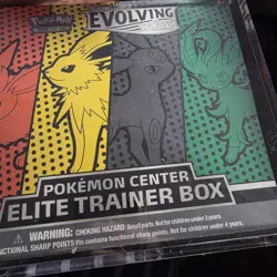 Pokemon Center ETB Evolving Skies Elite Trainer Box. Small Rip - Image 1