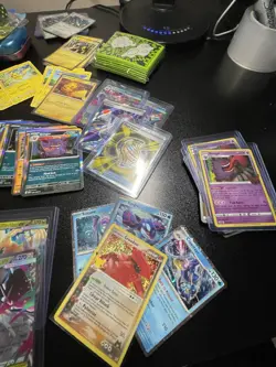 Pokemon Card Vintage Collection Lot Holos, Sealed, 1k CardsU, Charizard, Binders - Image 5