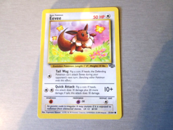 EEVEE 51/64 POKEMON CARD (FOSSIL SET) non-holo. N.M. - Image 1