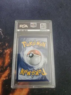 2021 Pokemon Mew Celebrations Card 011/025 Near Mint PSA 8 - Image 2