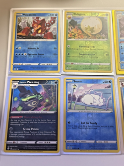 Pokemon Shining Fates 2021 Holo/Reverse Holo lot Of 8 NM - Image 2