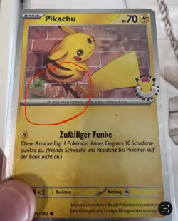Pikachu 051/162 Promo Holo Pokemon Day 2026 SITTING ON SWIRL DE NM - Pokemon - Image 2