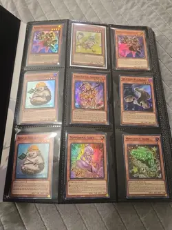 Yu-Gi-Oh! Card Collection Binder 360+ Cards Many Holos & The Binder Is Included! - Image 3